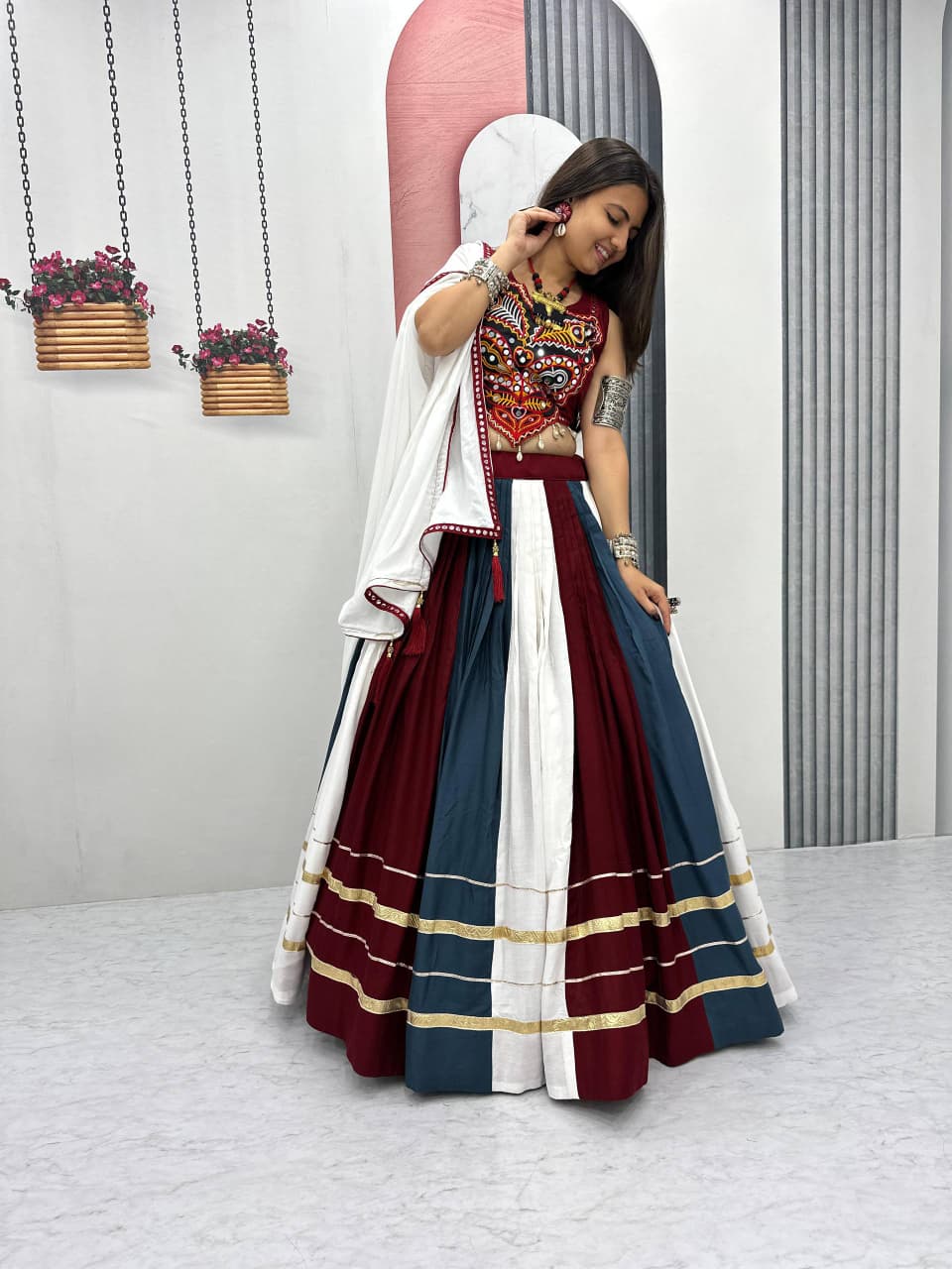 Simple Gamthi Work Chanya Choli