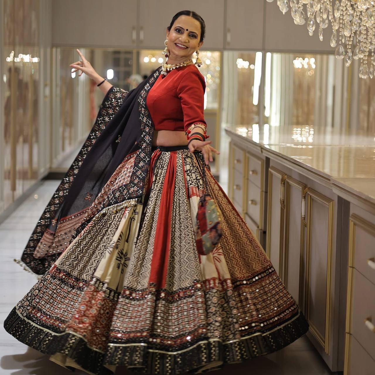 Red and Black Chanya Choli - Image 2